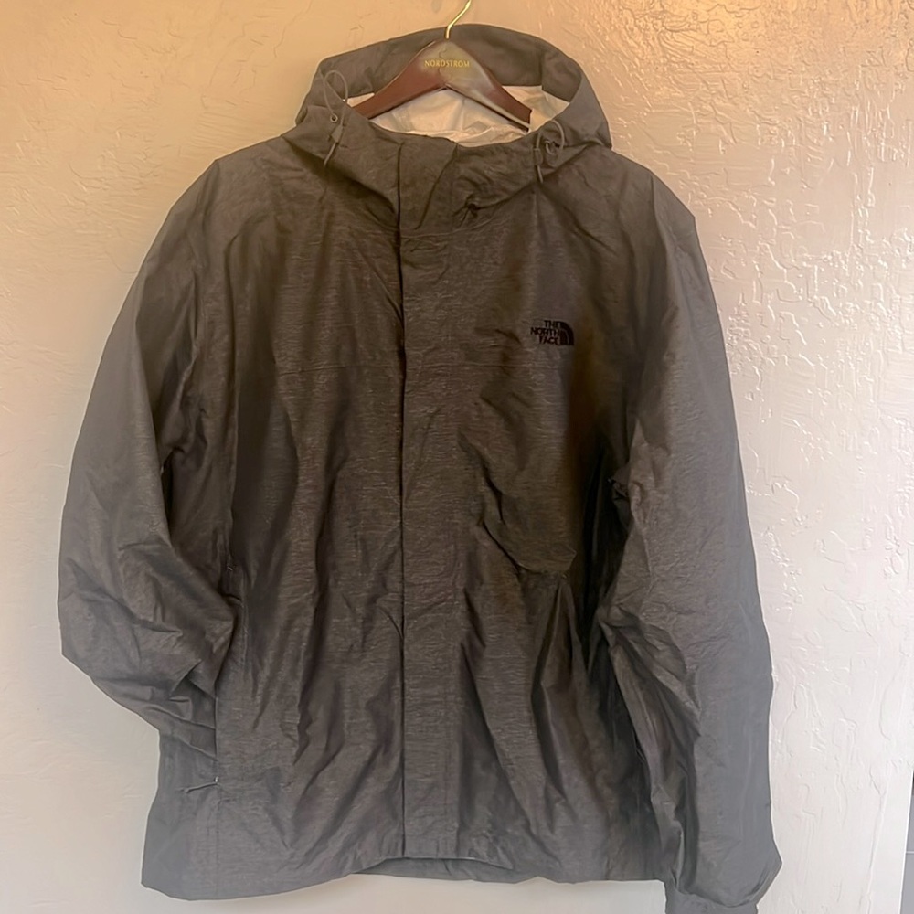 NWOT The North Face jacket